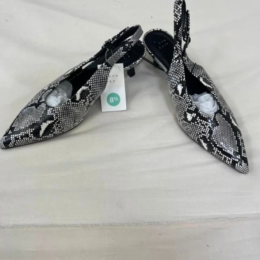 Black & white snake print kitten heel slingback shoes